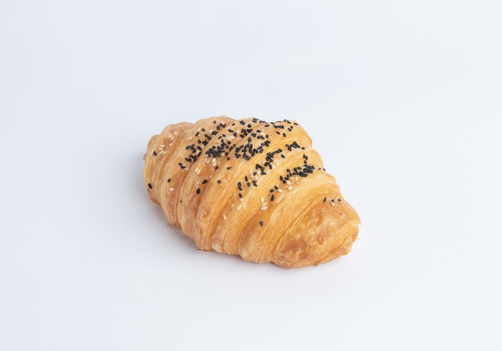 White cheese croissant 90g